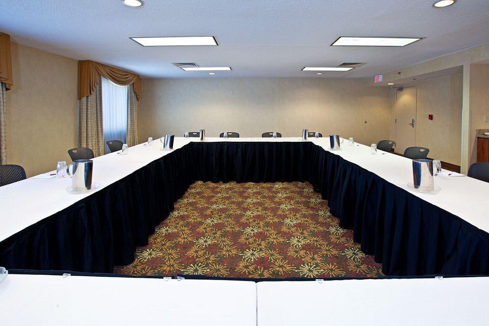 Quality Hotel Conference Center Cincinnati Blue Ash Servizi foto