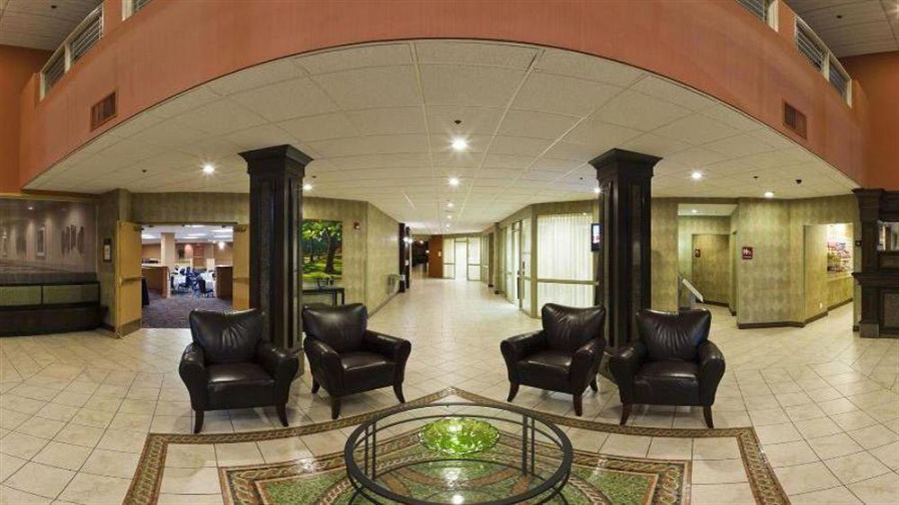 Quality Hotel Conference Center Cincinnati Blue Ash Esterno foto