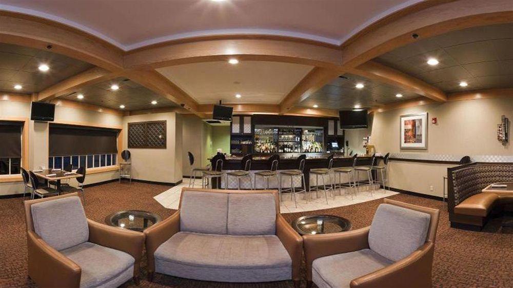 Quality Hotel Conference Center Cincinnati Blue Ash Esterno foto