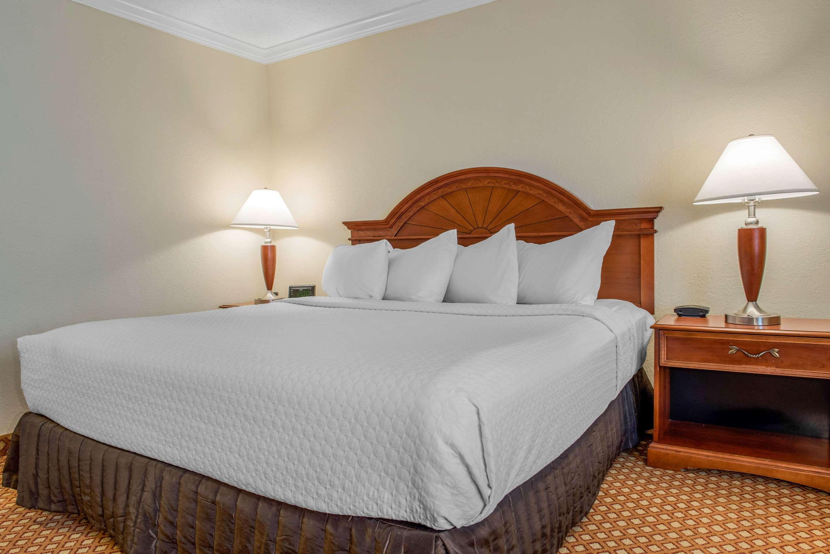 Quality Hotel Conference Center Cincinnati Blue Ash Esterno foto