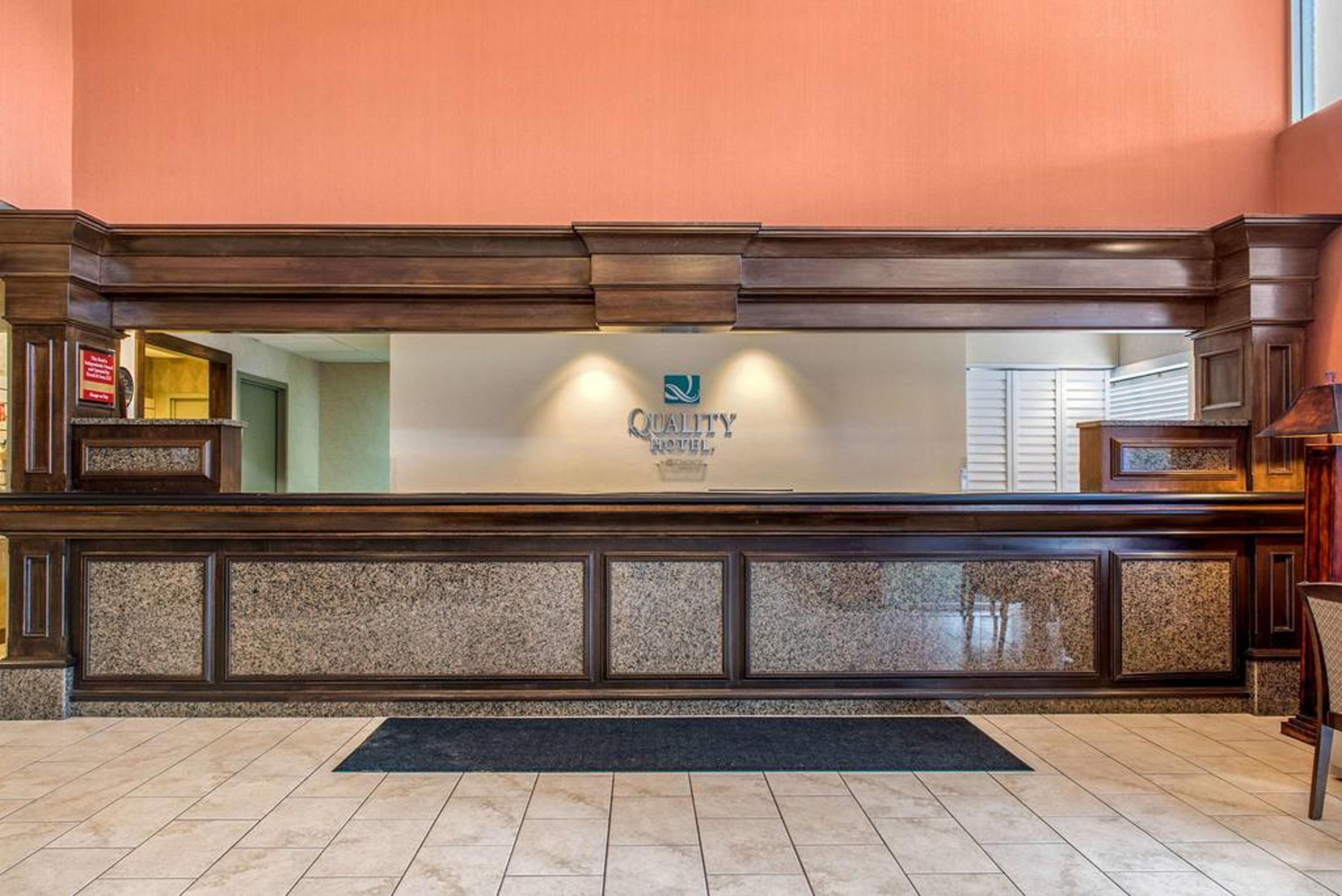 Quality Hotel Conference Center Cincinnati Blue Ash Esterno foto