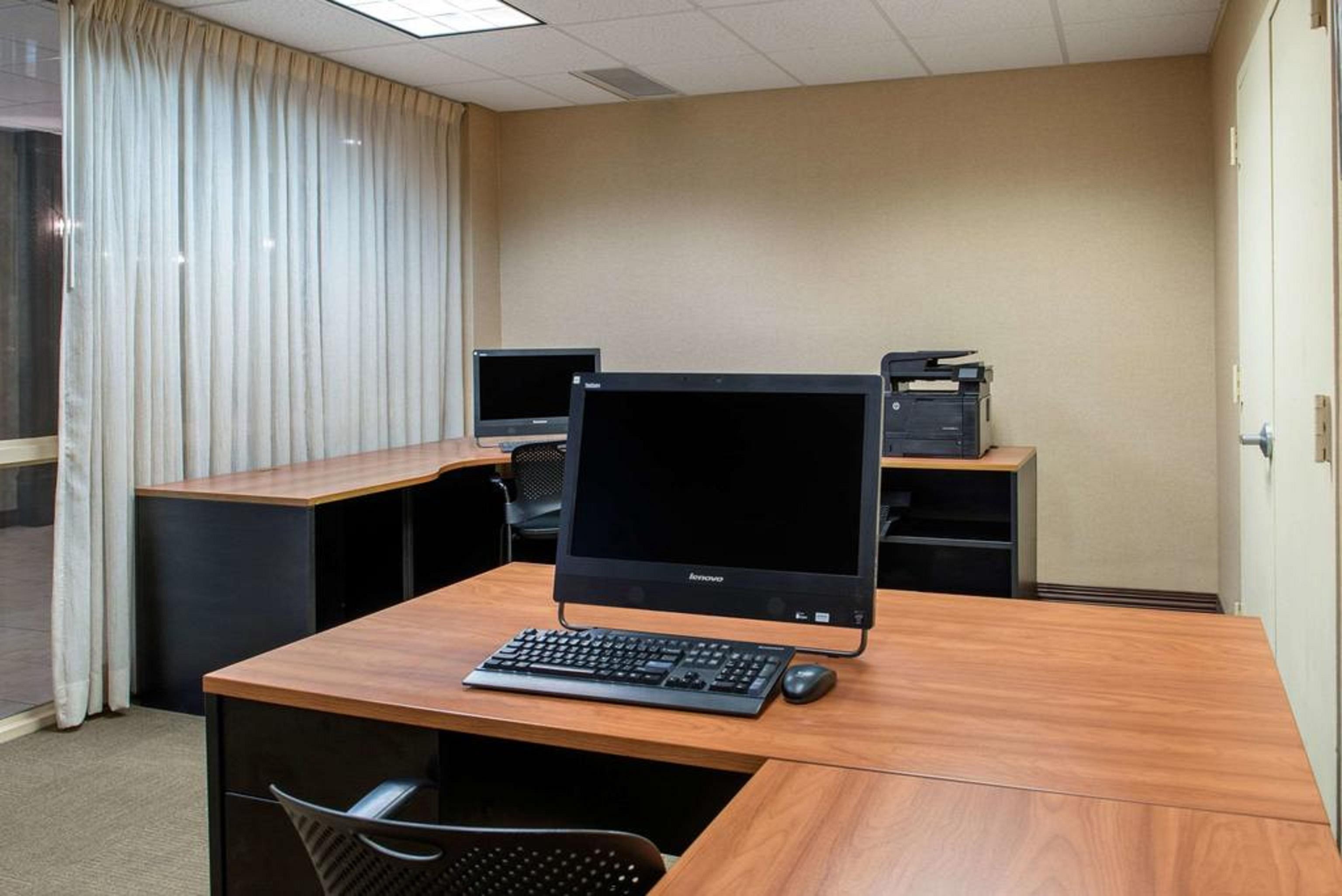 Quality Hotel Conference Center Cincinnati Blue Ash Esterno foto