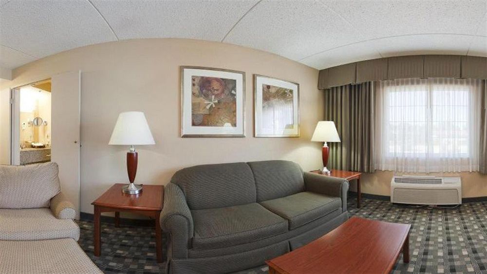 Quality Hotel Conference Center Cincinnati Blue Ash Esterno foto