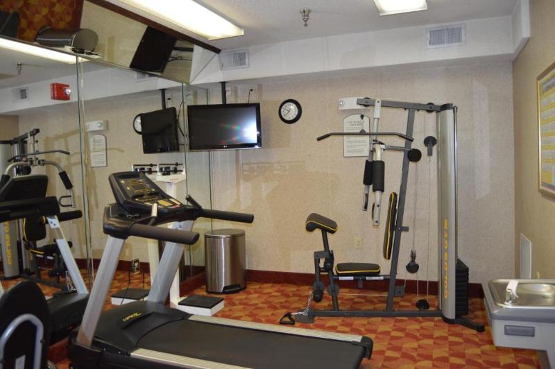 Quality Hotel Conference Center Cincinnati Blue Ash Esterno foto
