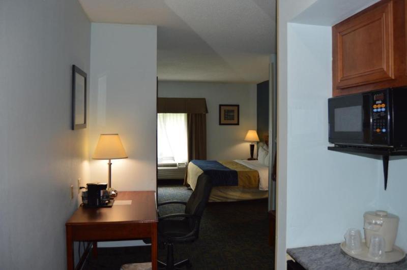 Quality Hotel Conference Center Cincinnati Blue Ash Esterno foto