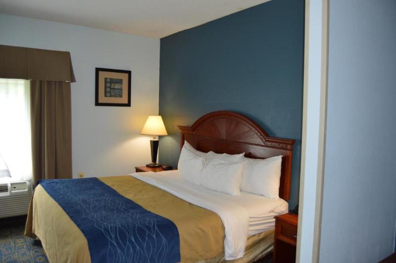 Quality Hotel Conference Center Cincinnati Blue Ash Esterno foto