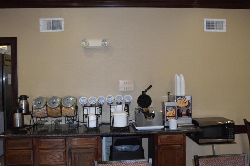 Quality Hotel Conference Center Cincinnati Blue Ash Esterno foto